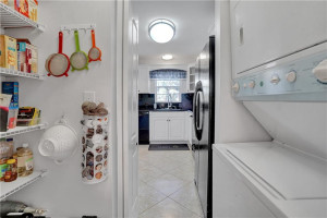 Photo for 5860 NW 44 Street, 312, Lauderhill, FL 33319 - Listing #FX-10366763 5860 NW 44 Street, 312, Lauderhill, FL 33319