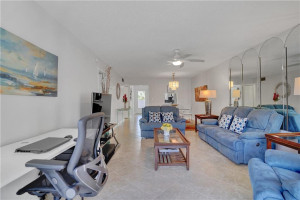 Photo for 5860 NW 44 Street, 312, Lauderhill, FL 33319 - Listing #FX-10366763 5860 NW 44 Street, 312, Lauderhill, FL 33319