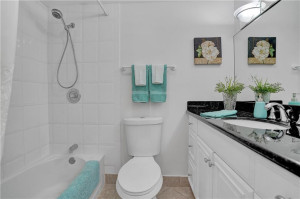 Photo for 5860 NW 44 Street, 312, Lauderhill, FL 33319 - Listing #FX-10366763 5860 NW 44 Street, 312, Lauderhill, FL 33319