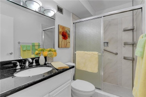 Photo for 5860 NW 44 Street, 312, Lauderhill, FL 33319 - Listing #FX-10366763 5860 NW 44 Street, 312, Lauderhill, FL 33319