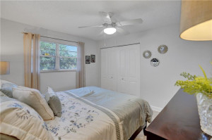 Photo for 5860 NW 44 Street, 312, Lauderhill, FL 33319 - Listing #FX-10366763 5860 NW 44 Street, 312, Lauderhill, FL 33319