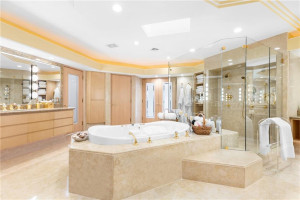 2410 Del Lago Drive, Fort Lauderdale, FL 33316