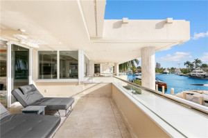 2410 Del Lago Drive, Fort Lauderdale, FL 33316