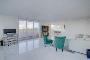 Photo for 1170 N Federal Highway, 501, Fort Lauderdale, FL 33304 - Listing #FX-10359327 1170 N Federal Highway, 501, Fort Lauderdale, FL 33304