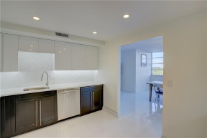 Photo for 1170 N Federal Highway, 501, Fort Lauderdale, FL 33304 - Listing #FX-10359327 1170 N Federal Highway, 501, Fort Lauderdale, FL 33304