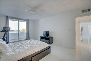 Photo for 1170 N Federal Highway, 501, Fort Lauderdale, FL 33304 - Listing #FX-10359327 1170 N Federal Highway, 501, Fort Lauderdale, FL 33304