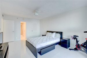 Photo for 1170 N Federal Highway, 501, Fort Lauderdale, FL 33304 - Listing #FX-10359327 1170 N Federal Highway, 501, Fort Lauderdale, FL 33304