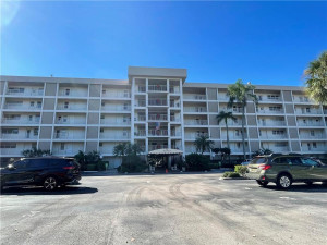 2691 S Course Drive, 106, Pompano Beach, FL 33069