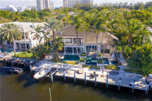 1313 E Lake Drive, Fort Lauderdale, FL 33316