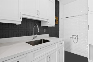 633 Isle Of Palms Drive, Fort Lauderdale, FL 33301