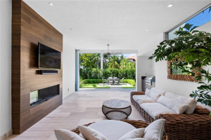 500 Mola Avenue, Fort Lauderdale, FL 33301