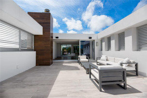 500 Mola Avenue, Fort Lauderdale, FL 33301