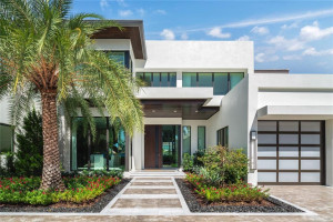 2481 Del Lago Drive, Fort Lauderdale, FL 33316