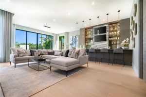 2481 Del Lago Drive, Fort Lauderdale, FL 33316