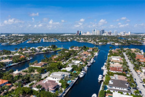 2481 Del Lago Drive, Fort Lauderdale, FL 33316