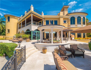 1235 E Lake Drive, Fort Lauderdale, FL 33316