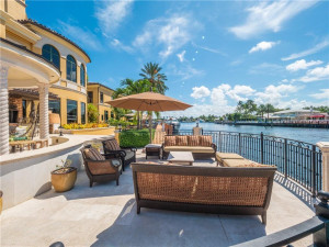 1235 E Lake Drive, Fort Lauderdale, FL 33316