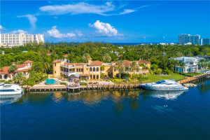 1235 E Lake Drive, Fort Lauderdale, FL 33316