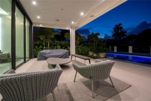 31 Pelican Drive, Fort Lauderdale, FL 33301