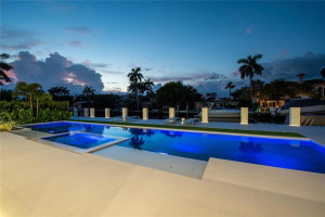 31 Pelican Drive, Fort Lauderdale, FL 33301