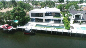 31 Pelican Drive, Fort Lauderdale, FL 33301