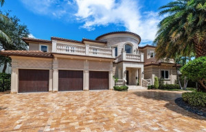 2561 Mercedes Drive, Fort Lauderdale, FL 33316