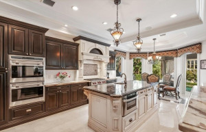 2561 Mercedes Drive, Fort Lauderdale, FL 33316