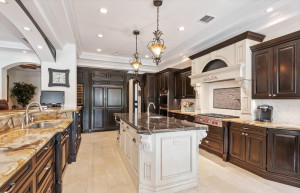 2561 Mercedes Drive, Fort Lauderdale, FL 33316