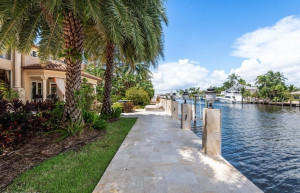 2561 Mercedes Drive, Fort Lauderdale, FL 33316