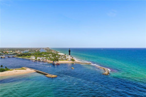 2102 Bay Drive, Pompano Beach, FL 33062