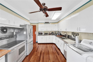 2102 Bay Drive, Pompano Beach, FL 33062