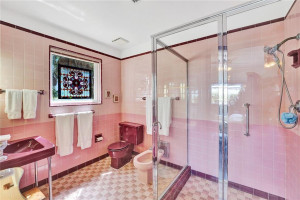 2102 Bay Drive, Pompano Beach, FL 33062