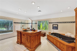 2102 Bay Drive, Pompano Beach, FL 33062