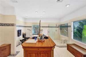 2102 Bay Drive, Pompano Beach, FL 33062