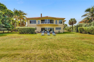 2102 Bay Drive, Pompano Beach, FL 33062