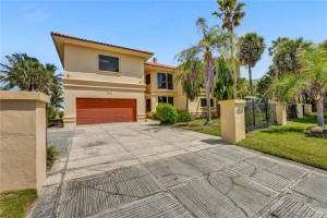 2102 Bay Drive, Pompano Beach, FL 33062