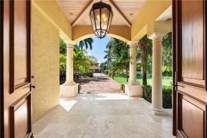 2501 Barcelona Drive, Fort Lauderdale, FL 33301