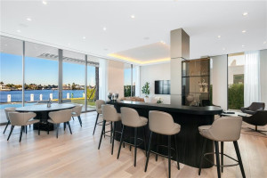 2412 Laguna Drive, Fort Lauderdale, FL 33316