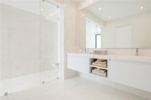 2412 Laguna Drive, Fort Lauderdale, FL 33316