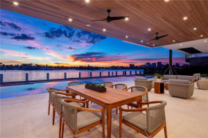 2412 Laguna Drive, Fort Lauderdale, FL 33316