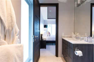 3019 NE 20th Court, Fort Lauderdale, FL 33305