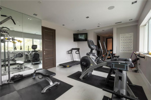 3019 NE 20th Court, Fort Lauderdale, FL 33305