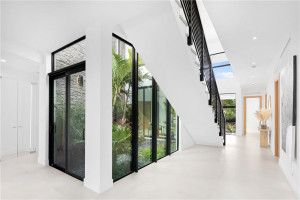 1204 Bayview Drive, Fort Lauderdale, FL 33304