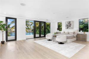 1204 Bayview Drive, Fort Lauderdale, FL 33304