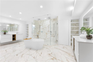 1204 Bayview Drive, Fort Lauderdale, FL 33304