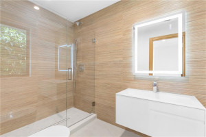 1204 Bayview Drive, Fort Lauderdale, FL 33304