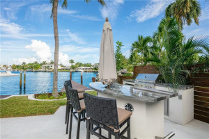 1204 Bayview Drive, Fort Lauderdale, FL 33304