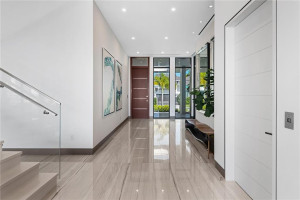 1425 E Lake Drive, Fort Lauderdale, FL 33316