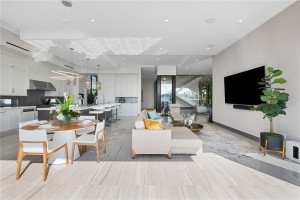 1425 E Lake Drive, Fort Lauderdale, FL 33316