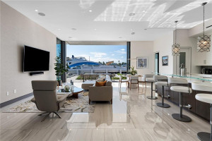 1425 E Lake Drive, Fort Lauderdale, FL 33316